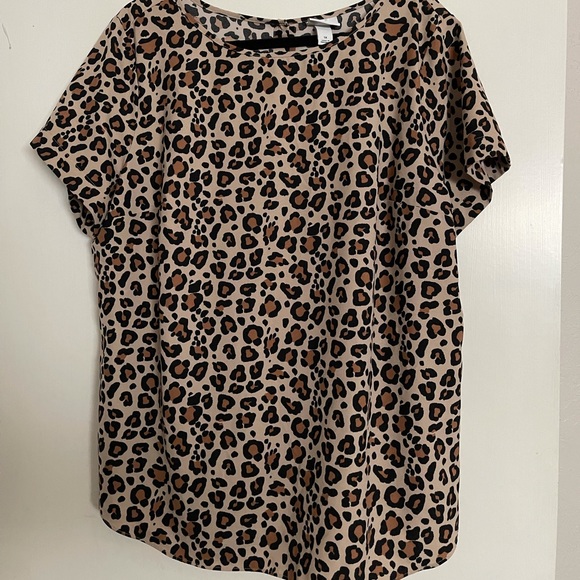 SOLD Ava Viv Animal Print Blouse - Picture 1 of 5